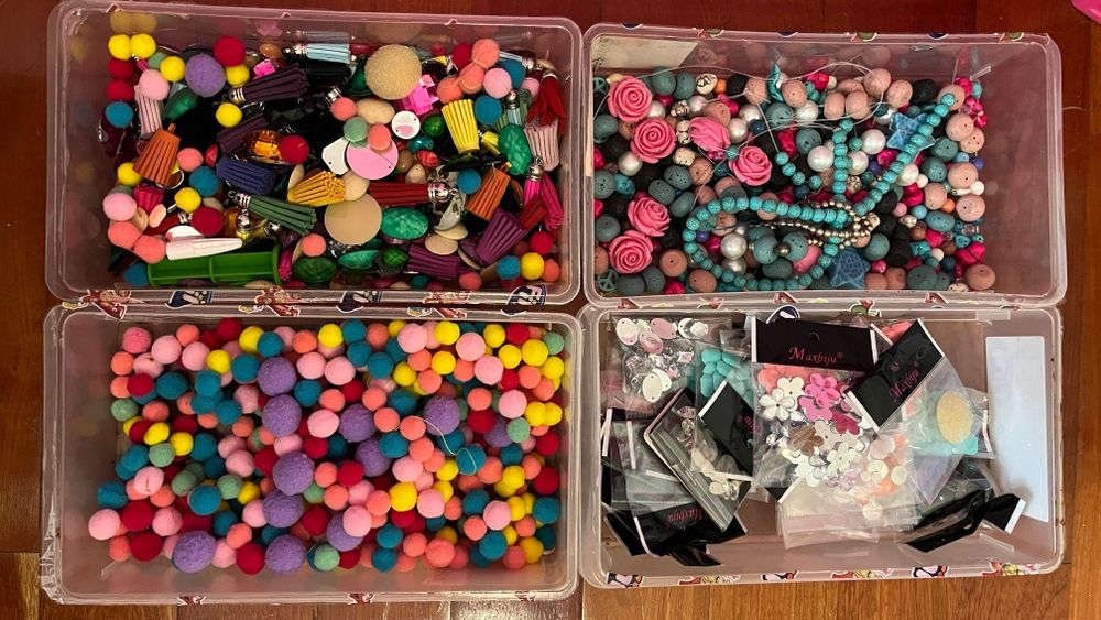 Lote de peças para bijuteria