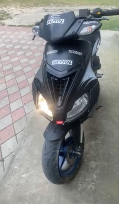 Aprilia sr50 3 gen  карбюраторна