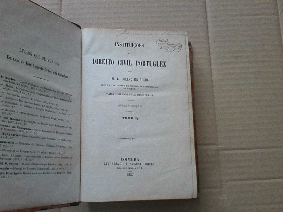 Instituições de direito civil portuguez: para uso dos seus discipulos