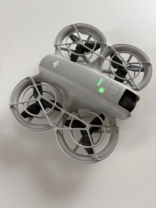 DJI Neo Fly More Combo DJI RC-N3