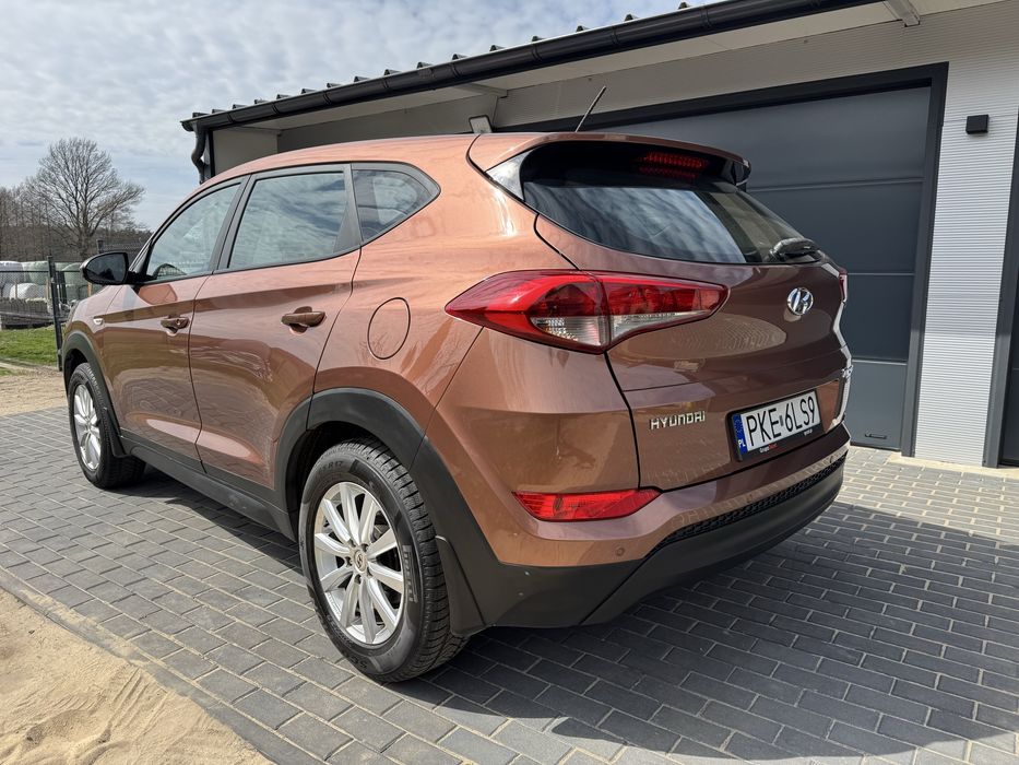 Hyunadi Tucson 2016r