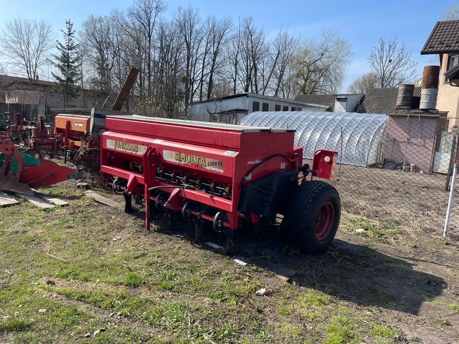 Сівалка дискова причіпна навісна Simulta 2.5 м з міндобривом сошникова
