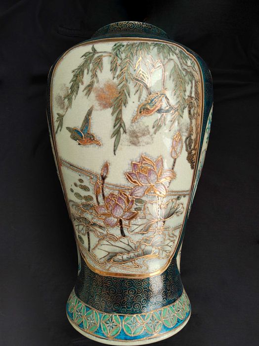 Vaso asiático antigo