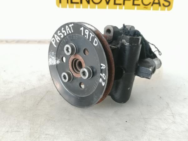 Bomba de direção VOLKSWAGEN Passat (3A2, 35I)