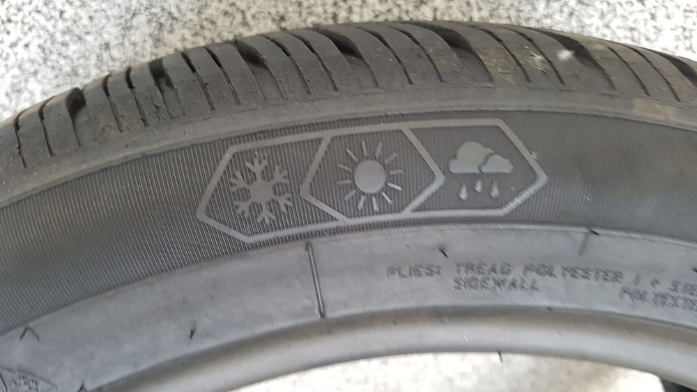 gt radial 4seasons  215/50r17 215/50/17