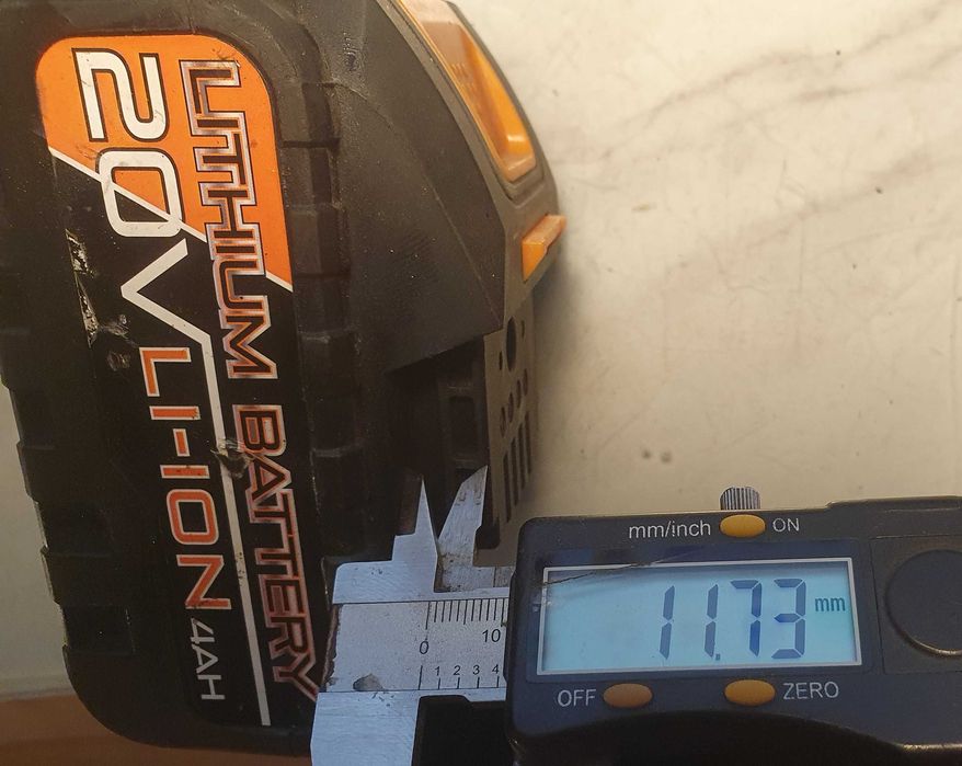Bateria Black Li-Ion 20V 4 Ah do elektronarzędzi