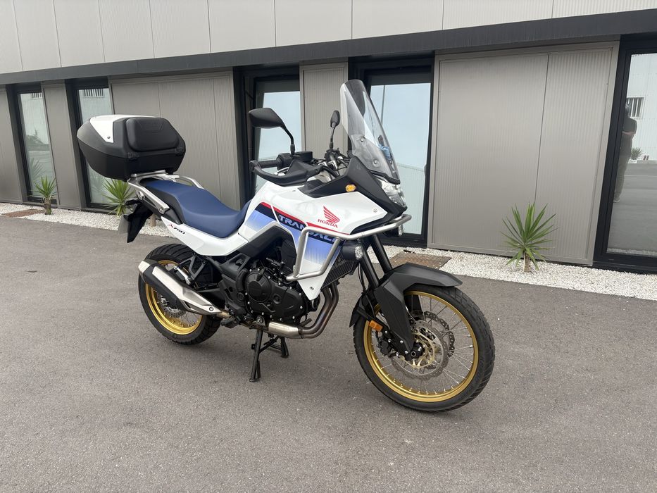 Honda Transalp 750