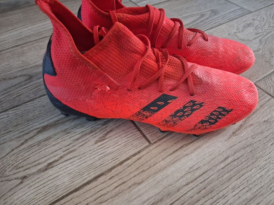 Korki piłkarskie Adidas Predator Freak.3 FG