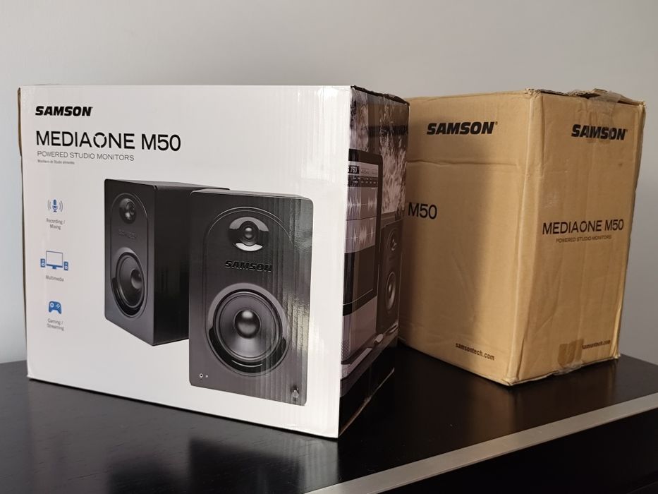 Monitores estúdio colunas SAMSON MediaOne M50