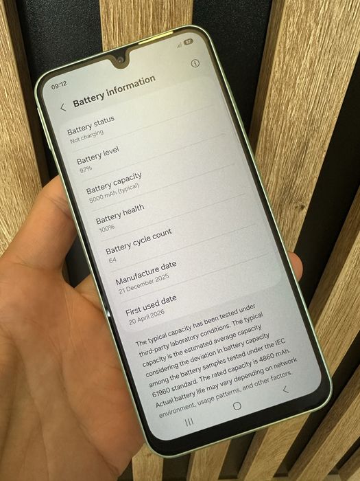 Samsung a26 5g oklejony foliami
