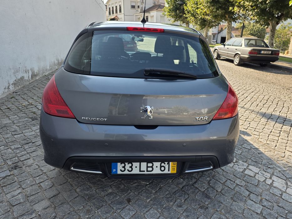 Vendo carro impecável