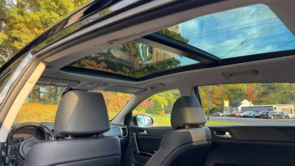 Kia Sportage EX      2018