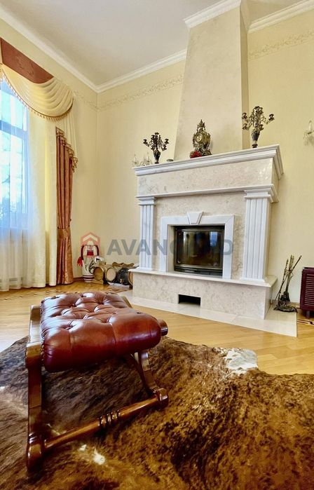 Дім біля річки для тих, хто знає ціну справжньому затишку.