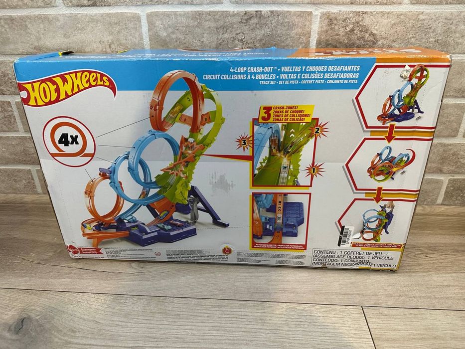 Трек Hot Wheels Action Шалені віражі та петлі