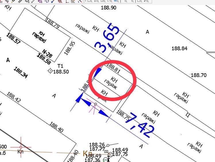 Гараж з земельною ділянкою