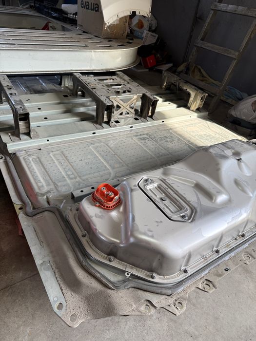 Батарея Tesla 75 kW для інвертора ДБЖ