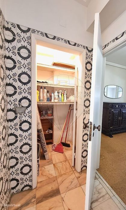 Apartamento T4 para arrendamento