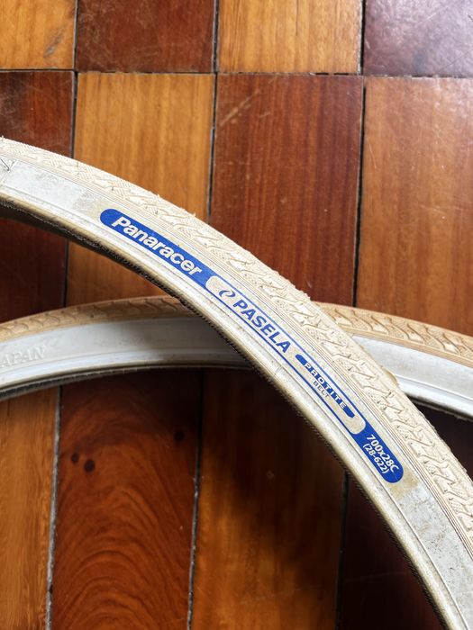 Pneus bicicleta 700x28