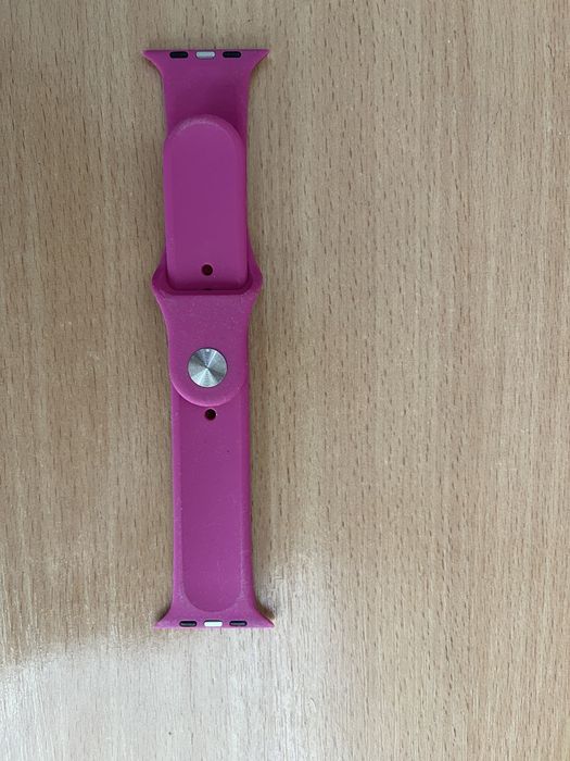 Apple Watch ремешок розовый