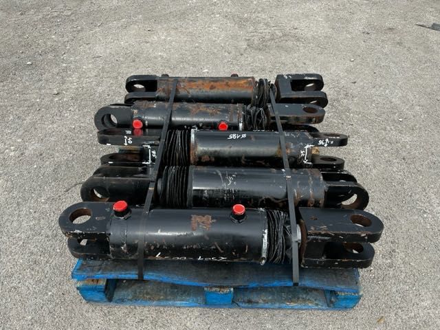 siłownik hydrauliczny do kruszarki pegson