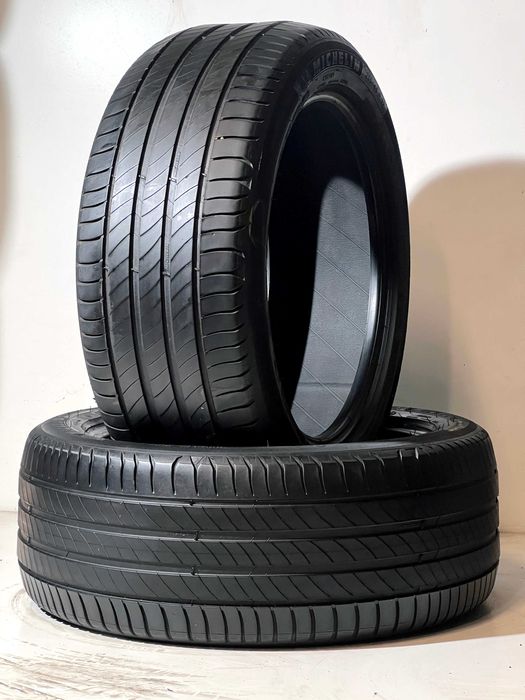 Pneus Michelin Primacy 4 - 235/45/17 - Excelentes