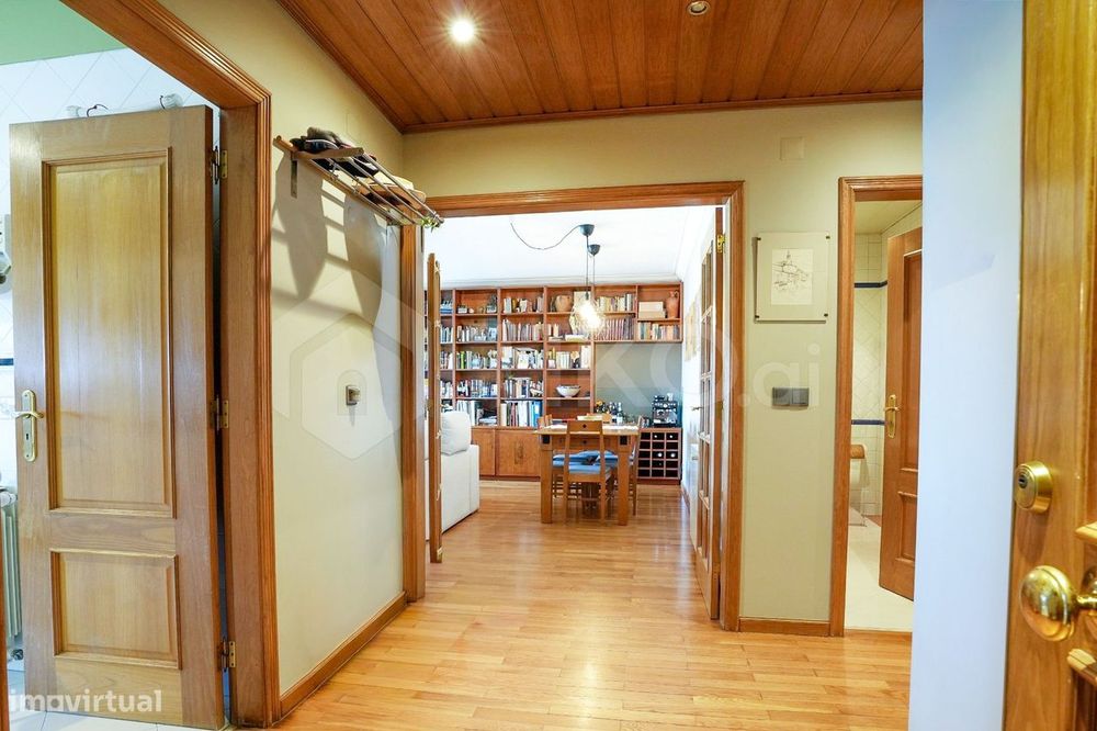 T3 Com 139 M², 2 Lugares De Garagem E Arrecadação | Telheiras, Lisboa