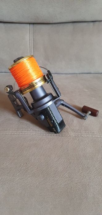 Kołowrotek daiwa tournament s6000T