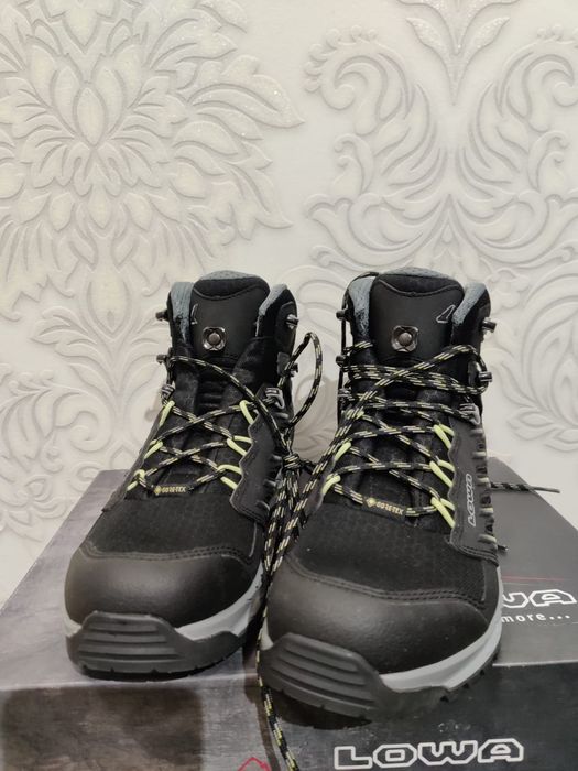 Buty trekkingowe górskie Lowa  38 vibram trek evo gtx mid ws