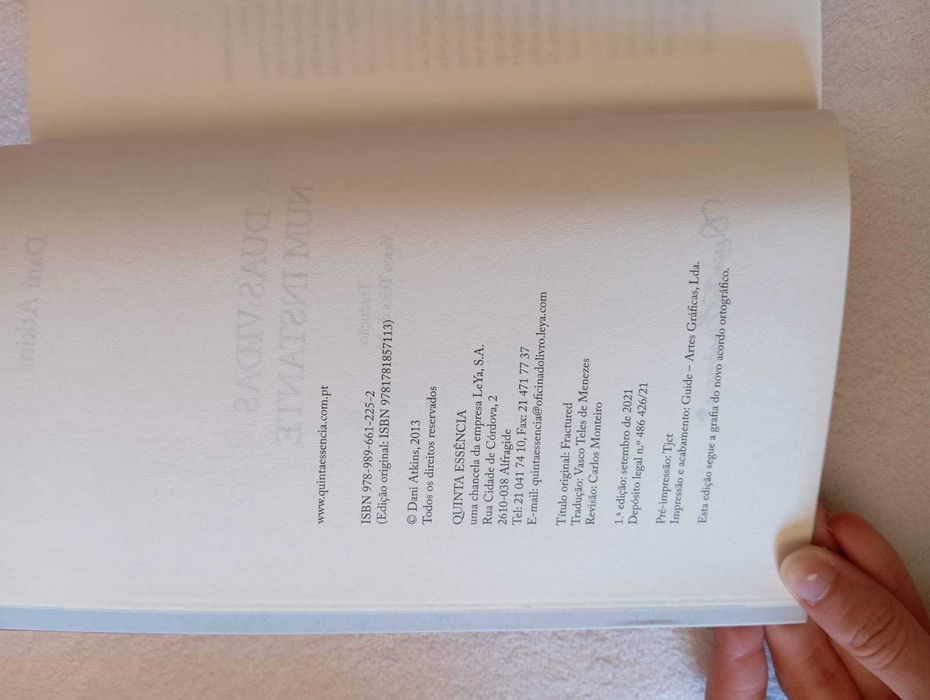 "Duas vidas num instante" de Dani Atkins