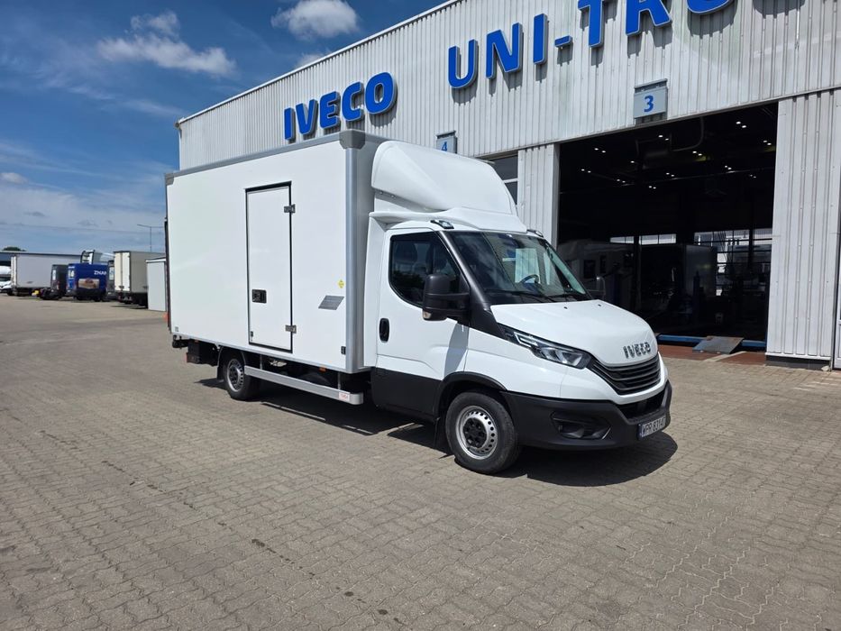 Iveco 35S18 3L Kontener z Winda 8 EP Krajowy 4200x2200x2200 + drzwi boczn Ledy  Ledy Nawigacja Aktywny Tempomat Krajowy Super Cena !