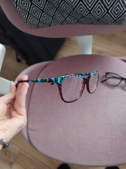 Okulary korekcyjne Belutti oprawki +1,00 lewe oko