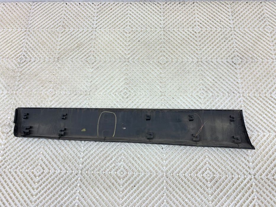 LISTWA DRZWI PRAWY PRZÓD OPEL MOKKA / MOKKA X (J13) 2012 - 2022