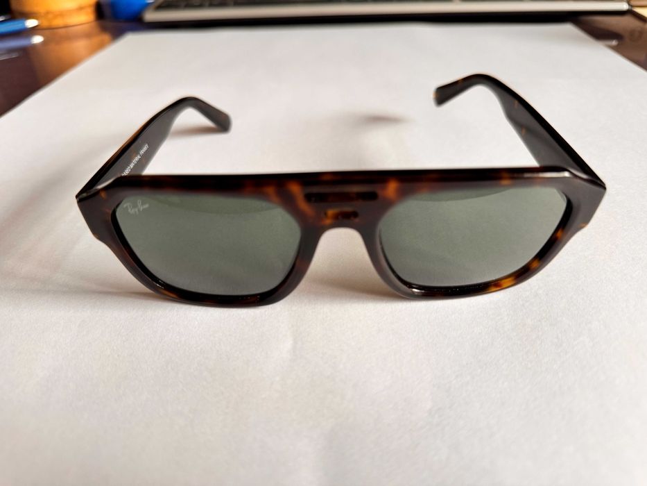 okulary przeciwsłoneczne Ray Ban, Oryginalne - Faktura