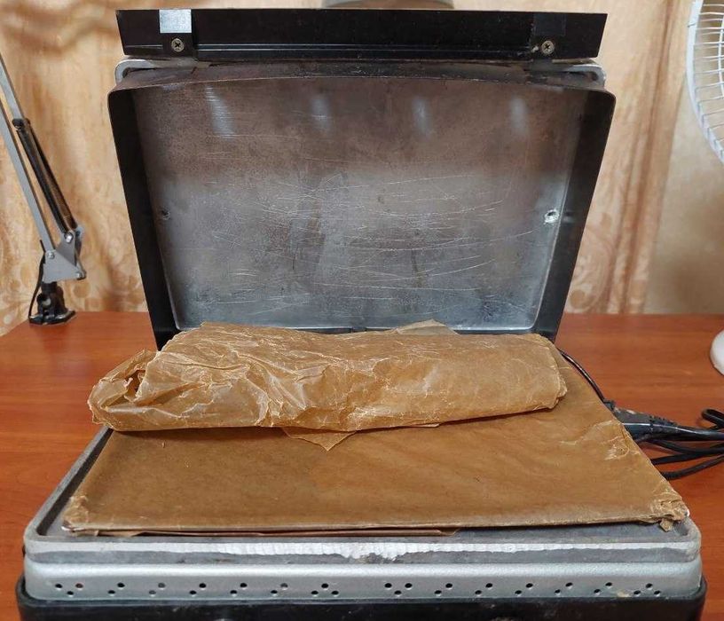 Электровафельница Электрошашлычница Электрогриль ЭВГК 1.0  СССР