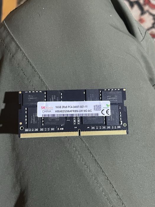 DDR4/SO DIMM / 16gb /  2400мгц