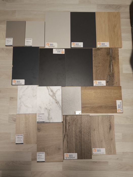 17 próbek meblowych