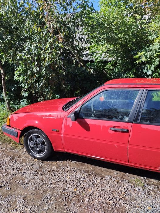 Продам Вольво 440 на повному ходу сів поїхав.