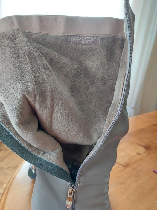 Продам кожаные сапожки