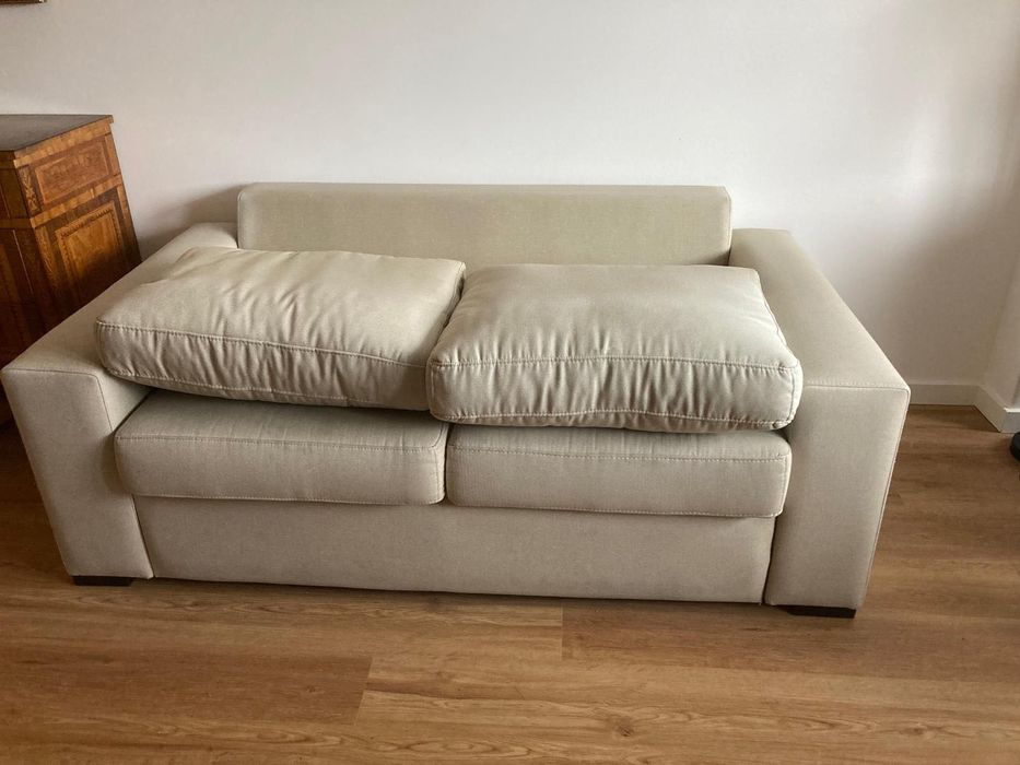 Sofá de 3 lugares, loja de decoração 8&80, em óptimo estado