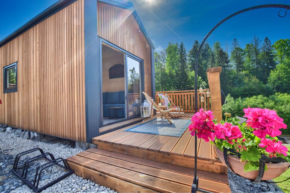 Domek z jakuzzi w górach