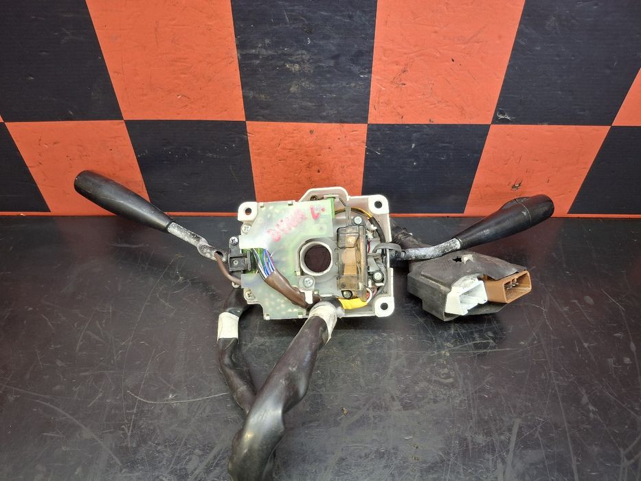 Comandos do volante TOYOTA Dyna 150 Chassis (_Y_)