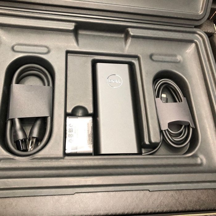 DELL Precision 5490 14" Touch Ultra 9 185H/64GB/512GB/RTX 2000 Ada