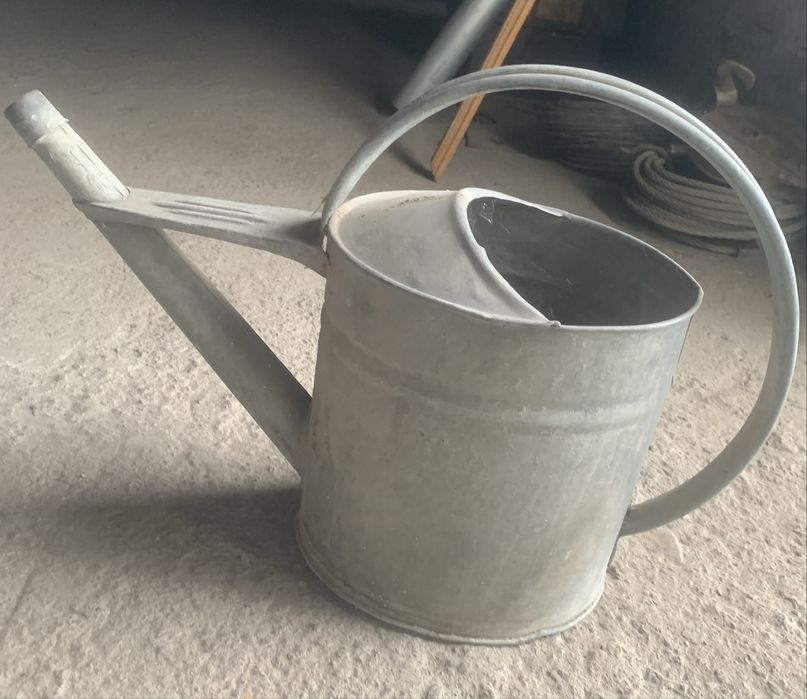 Konewka ocynkowana PRL