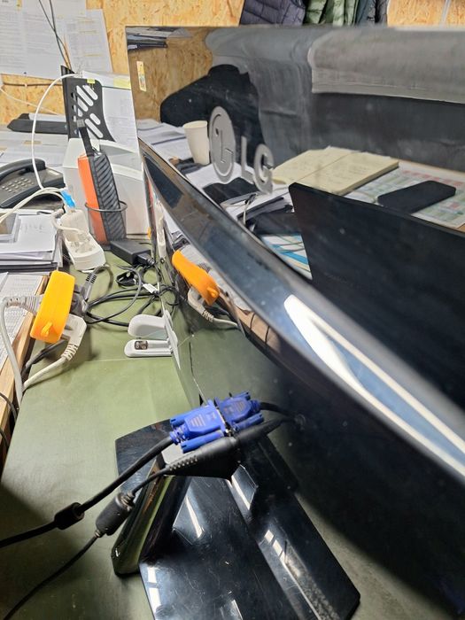 Монітор LG E2251 21.5'