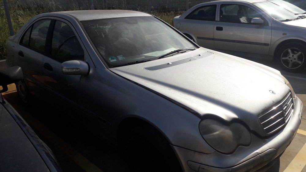Temos para peças Mercedes C 200 Diesel