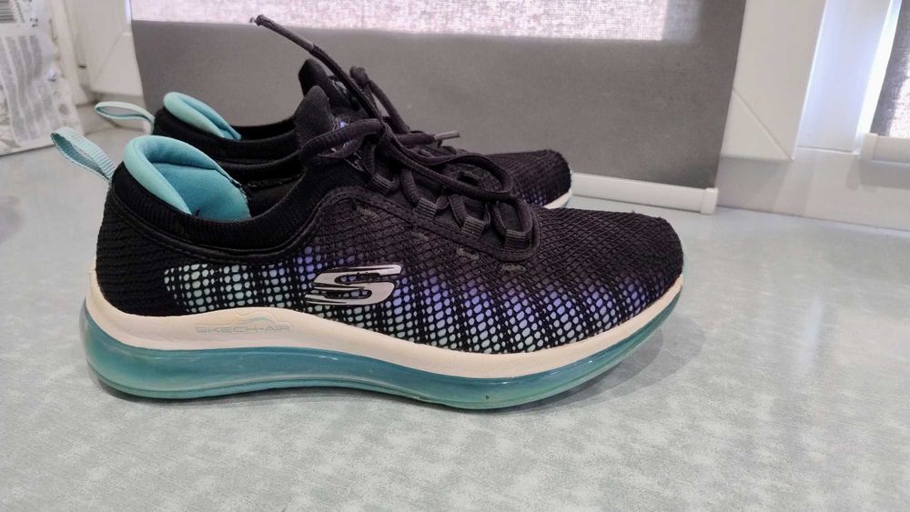 кросівки skechers 37 р