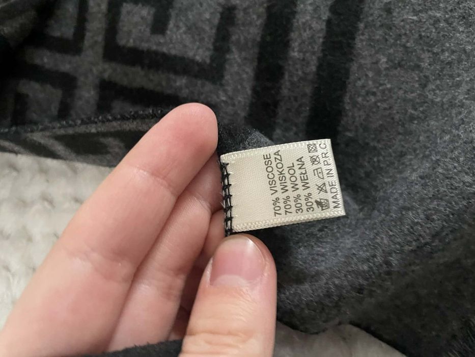 Stylowy szal 30% wełna