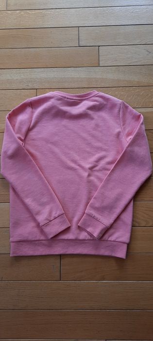 Sprzedam różową bluzę r.152