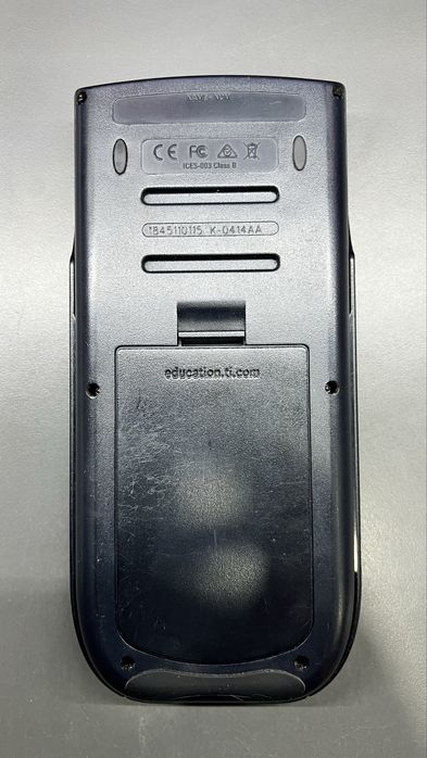 Calculadora Gráfica Texas Instruments TI-84 Plus (Pronta a usar / Pilhas Novas)