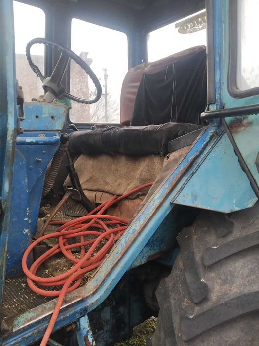 Трактор  МТЗ-80  2000р.в